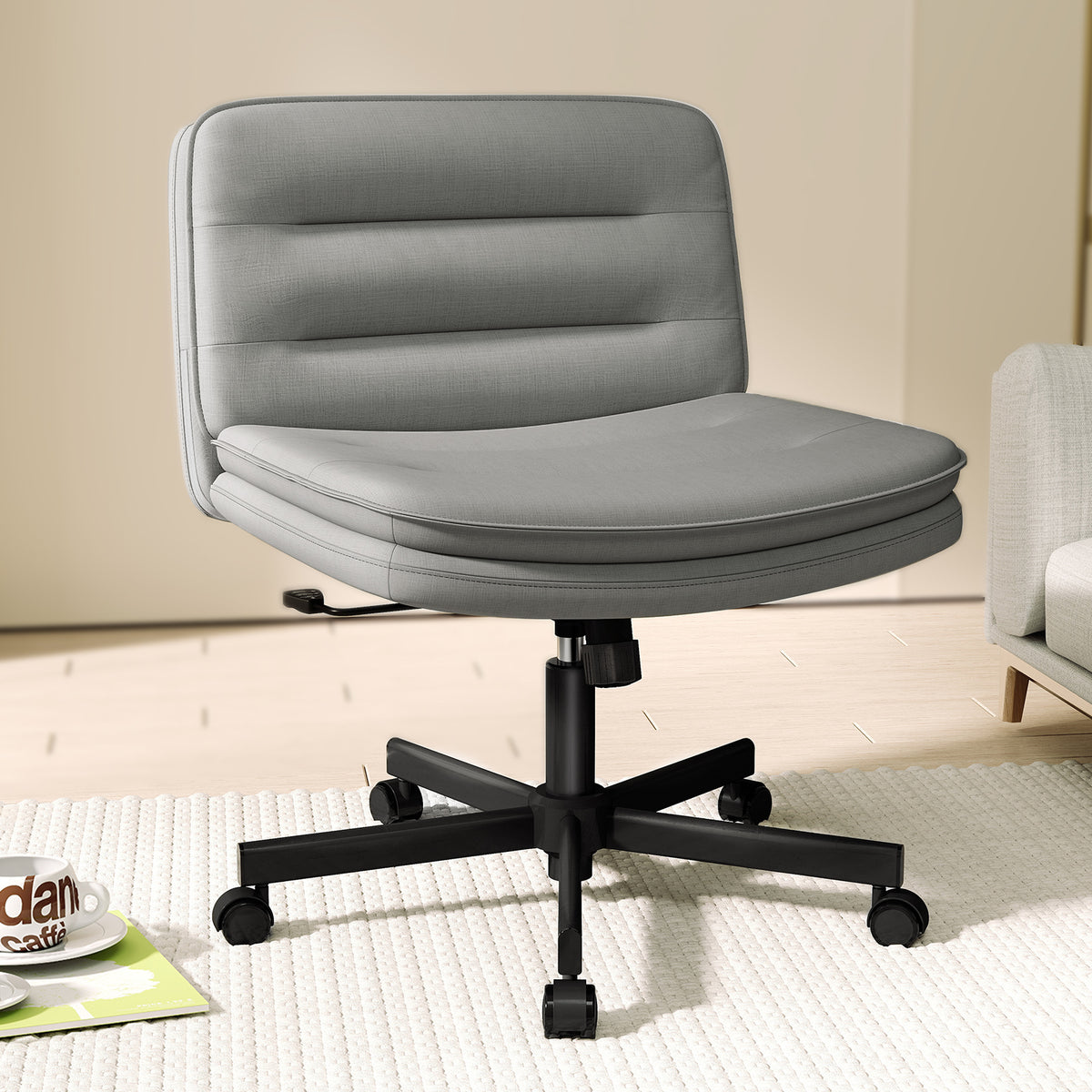 GT201 Gaming Chair with Footrest | GTRACING